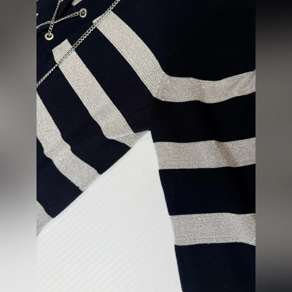 MICHAEL KORS Black Silver Striped Tunic Sweater Chain Lace-Up - Size M